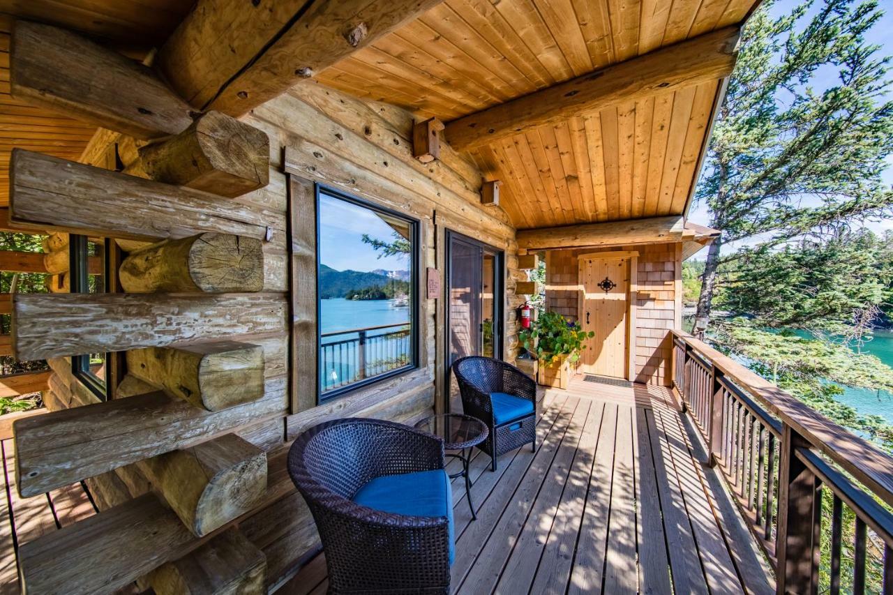 Stillpoint Lodge - All-Inclusive Halibut Cove Exteriér fotografie