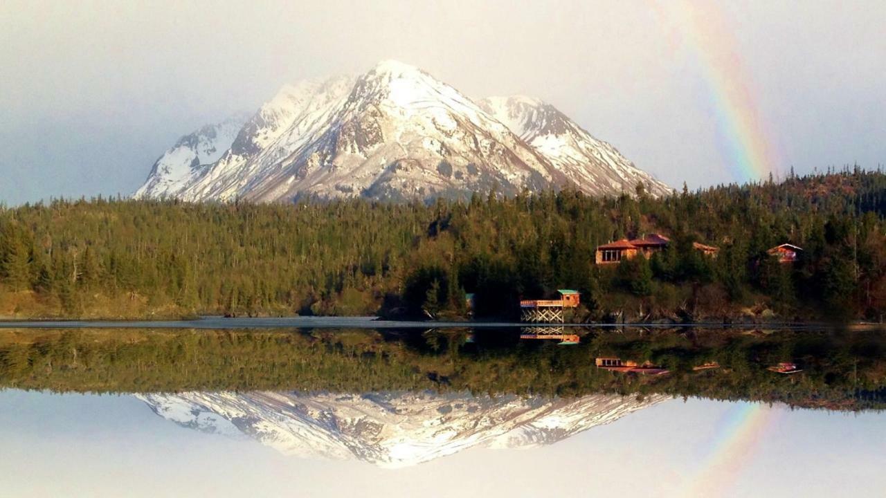 Stillpoint Lodge - All-Inclusive Halibut Cove Exteriér fotografie