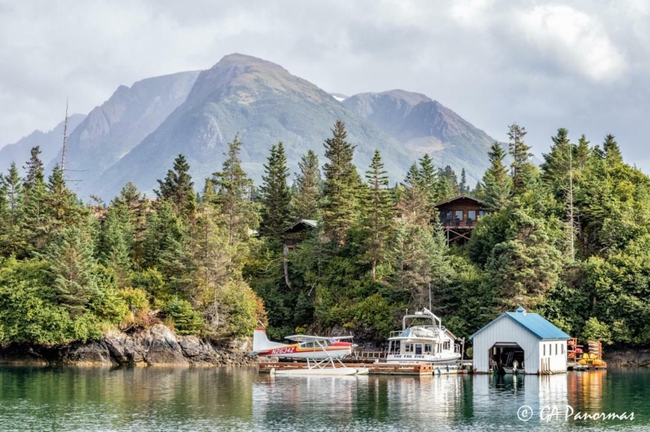 Stillpoint Lodge - All-Inclusive Halibut Cove Exteriér fotografie