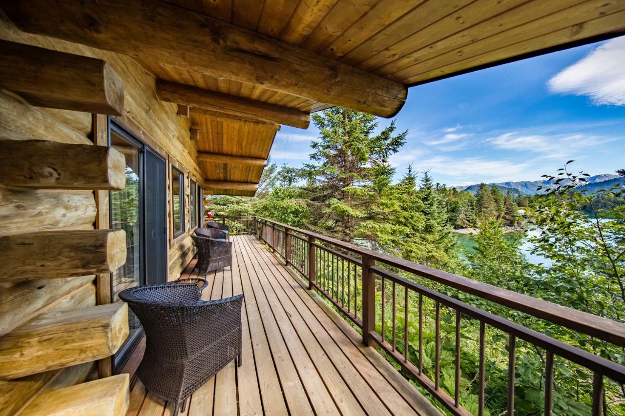 Stillpoint Lodge - All-Inclusive Halibut Cove Exteriér fotografie