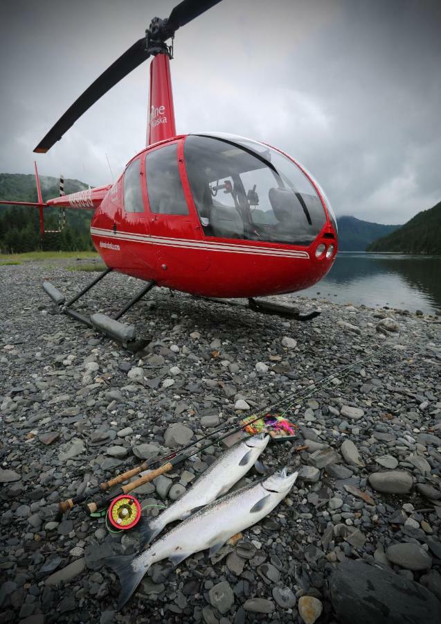 Stillpoint Lodge - All-Inclusive Halibut Cove Exteriér fotografie