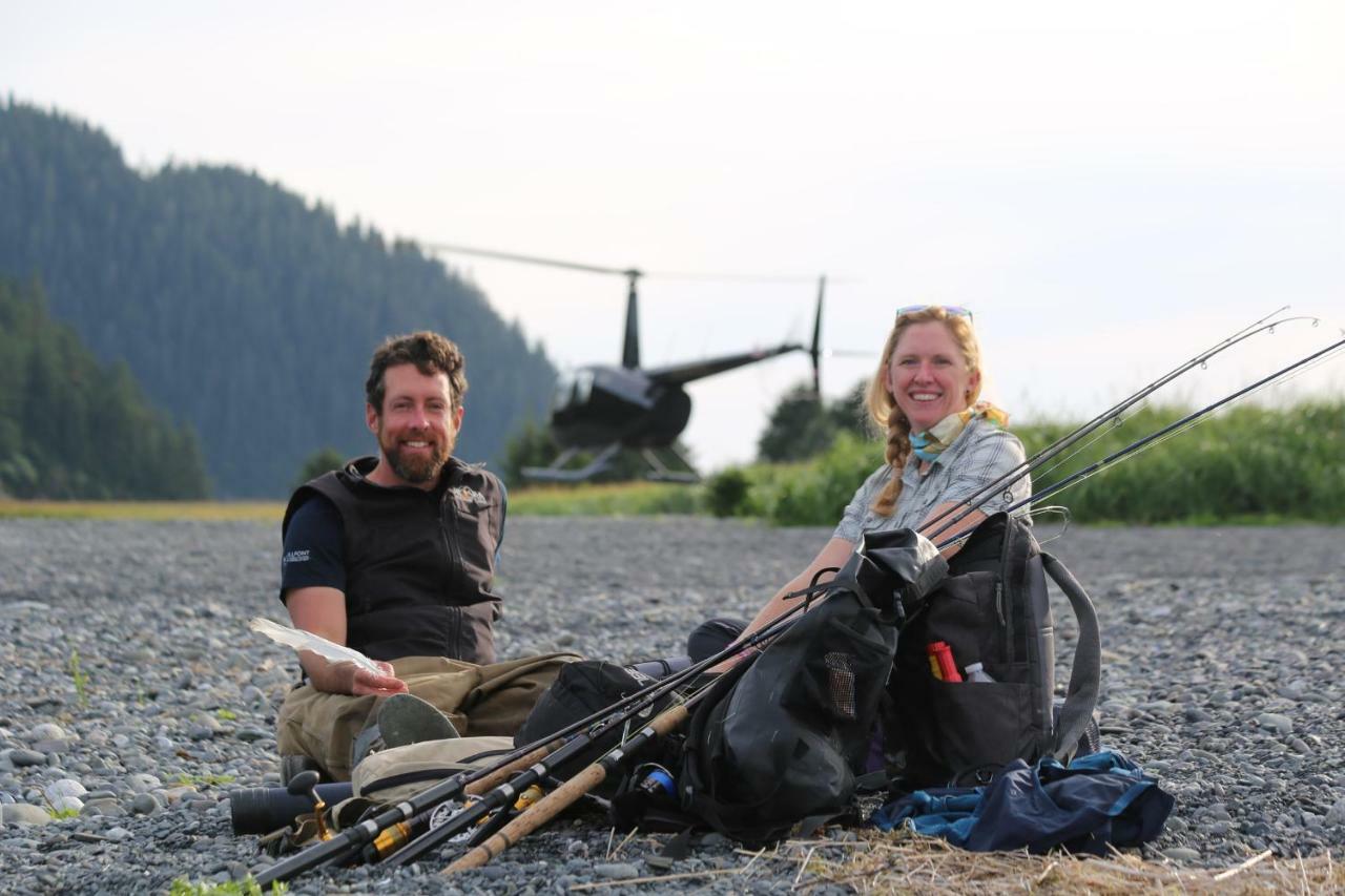 Stillpoint Lodge - All-Inclusive Halibut Cove Exteriér fotografie
